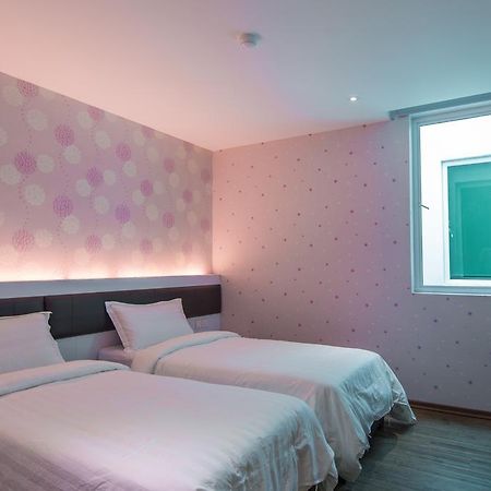 Malacca Riverfront Sentral Hotel מראה חיצוני תמונה