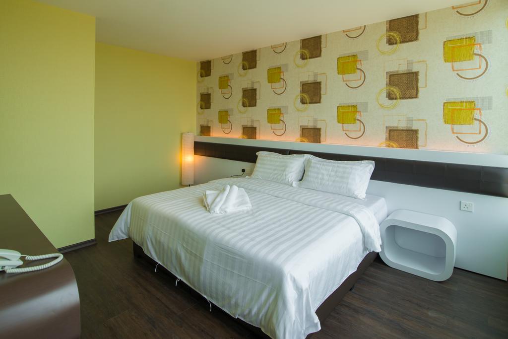 Malacca Riverfront Sentral Hotel חדר תמונה